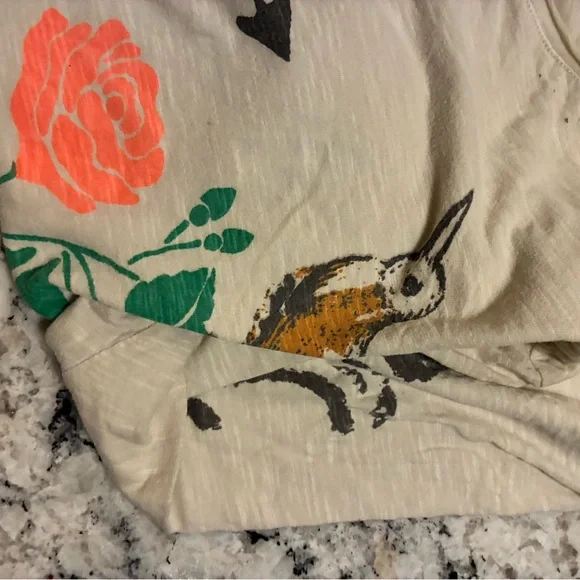 Magnolia Pearl Cream RARE Graphic Tee - Picture 4 of 9